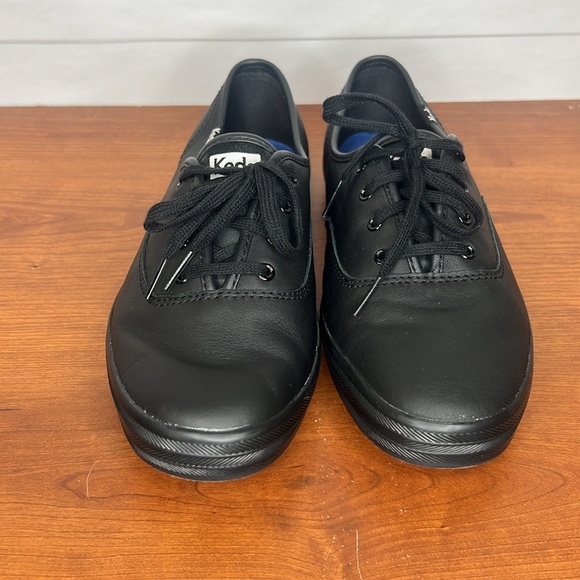 Keds - Leather Champion Originals - Woman’s 9XW - Picture 2 of 7